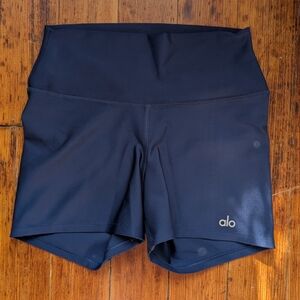 ALO Yoga Airlift 3" Navy Bike Shorts